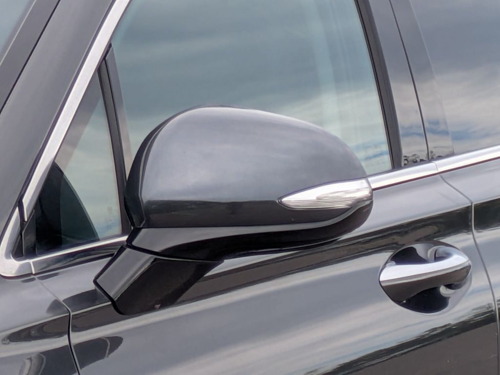 Thumbnail: 2023 Hyundai Santa Fe - 23