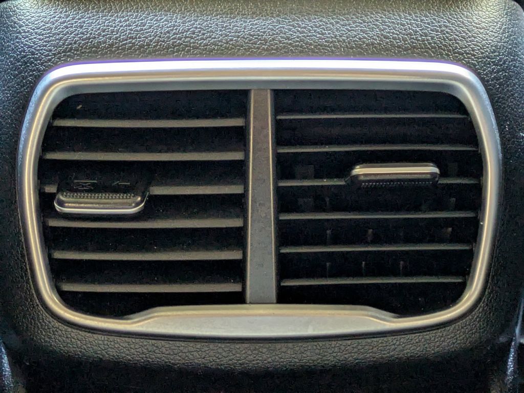 Thumbnail: 2020 Hyundai Santa Fe - 25