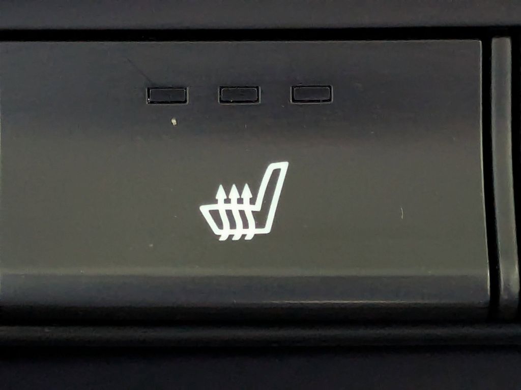 Thumbnail: 2020 Hyundai Santa Fe - 7