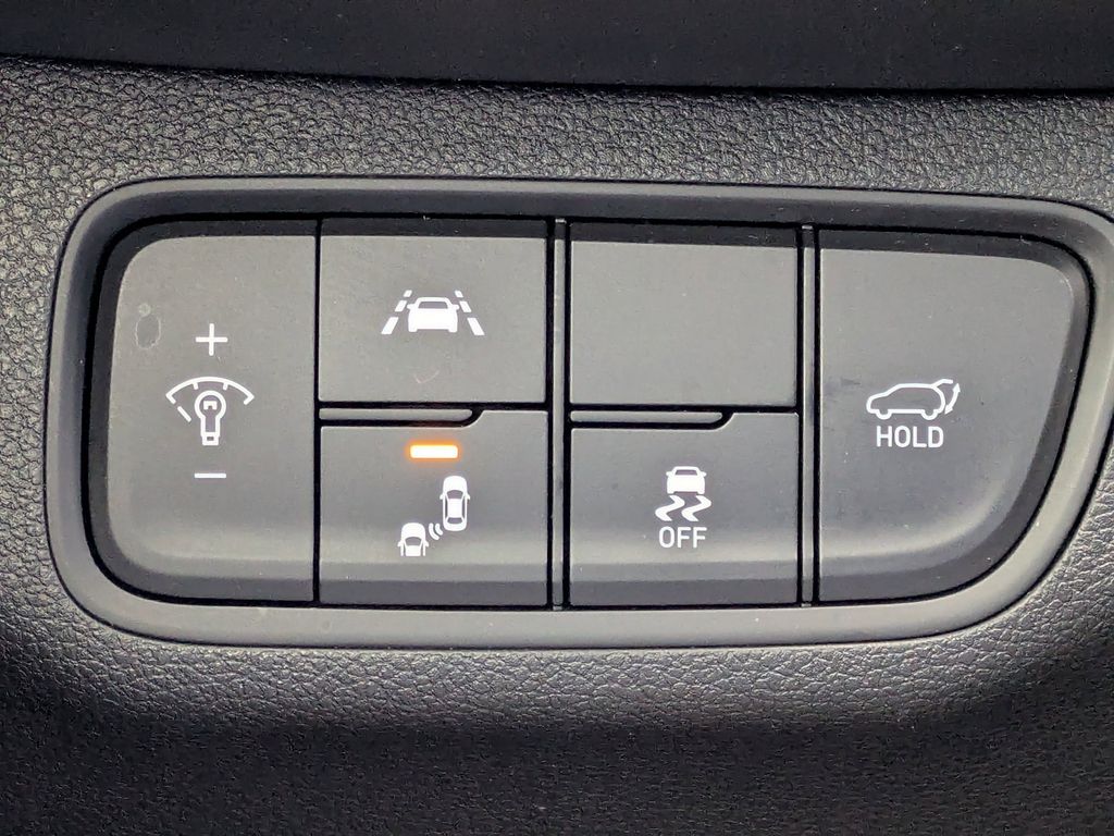 Thumbnail: 2020 Hyundai Santa Fe - 33