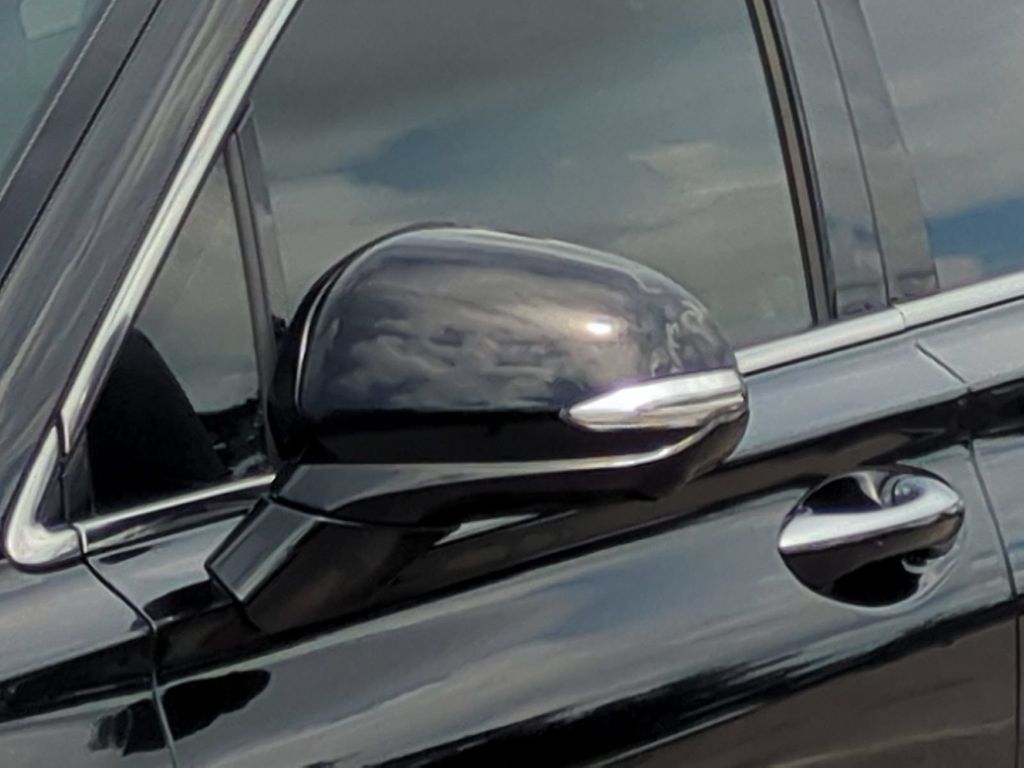 Thumbnail: 2023 Hyundai Santa Fe - 20