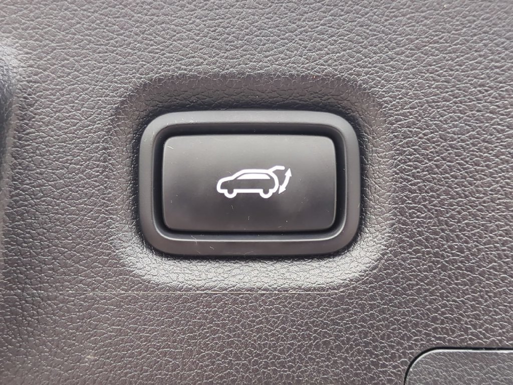 Thumbnail: 2022 Hyundai Santa Fe - 22