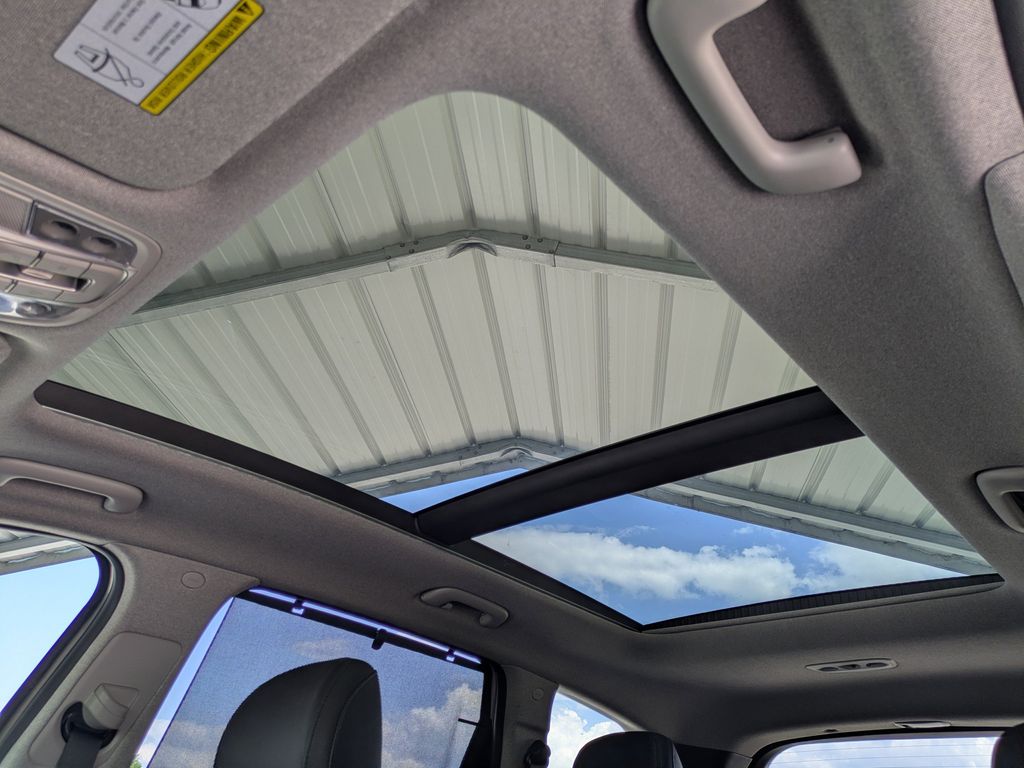 Thumbnail: 2020 Hyundai Santa Fe - 30