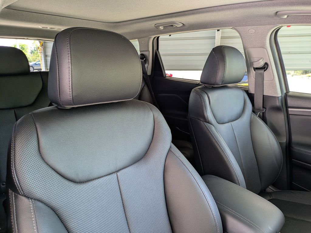 Thumbnail: 2020 Hyundai Santa Fe - 11