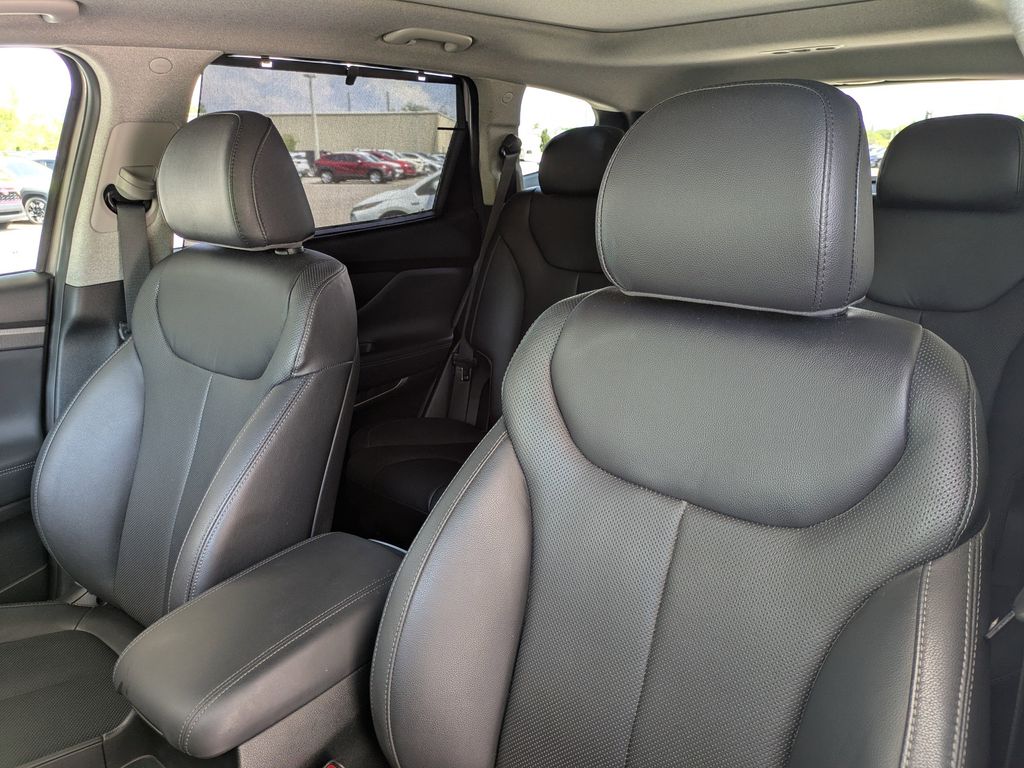 Thumbnail: 2020 Hyundai Santa Fe - 12