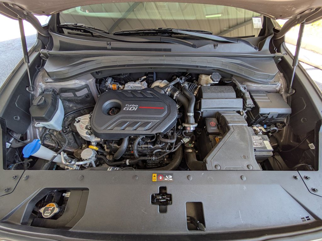 Thumbnail: 2020 Hyundai Santa Fe - 9