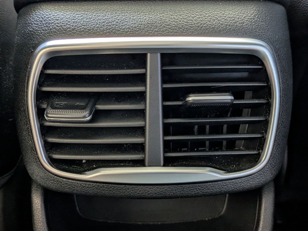 Thumbnail: 2020 Hyundai Santa Fe - 25