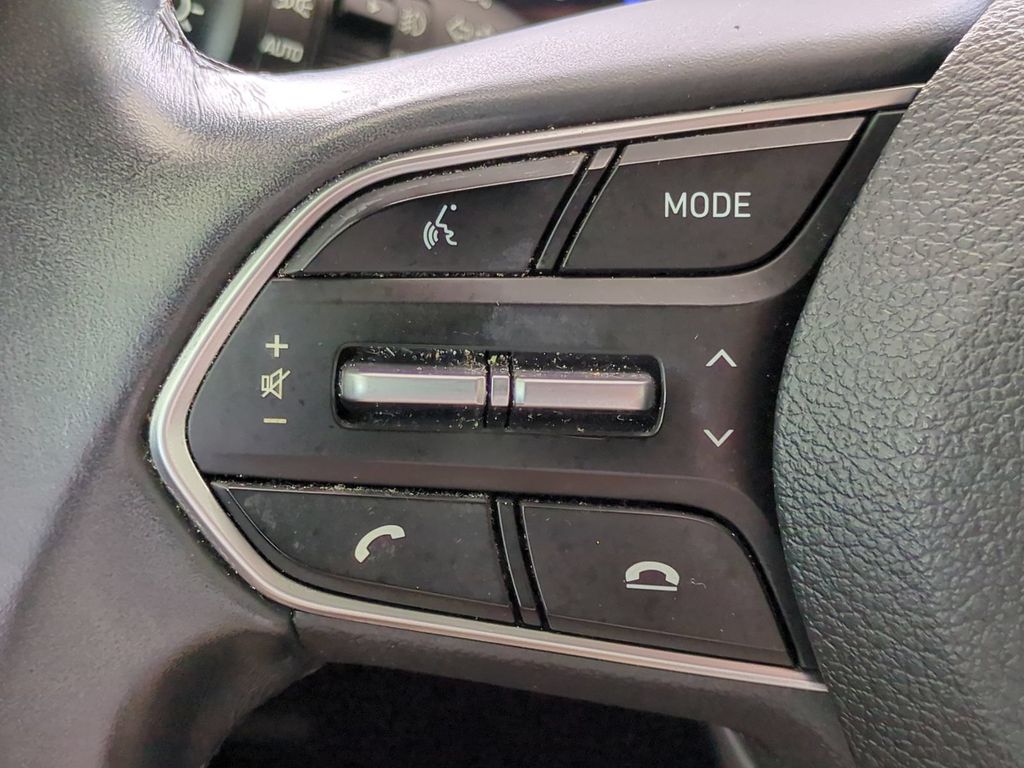 Thumbnail: 2019 Hyundai Santa Fe - 32