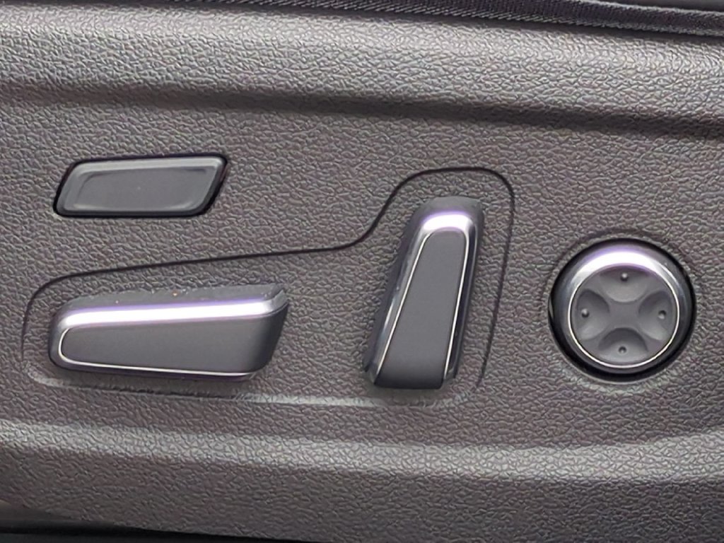 Thumbnail: 2023 Hyundai Santa Fe - 26