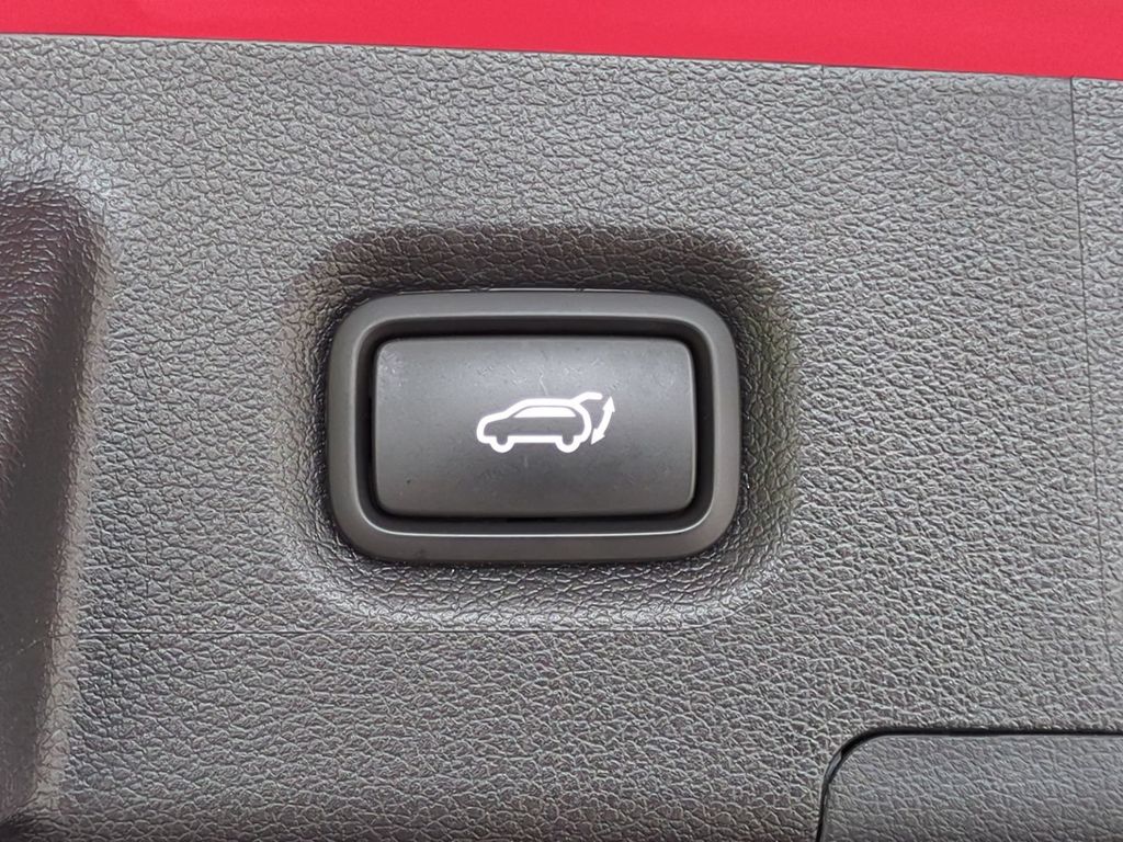 Thumbnail: 2023 Hyundai Santa Fe - 22