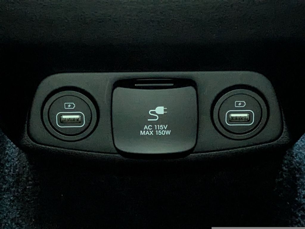 Thumbnail: 2022 Hyundai Santa Fe - 27