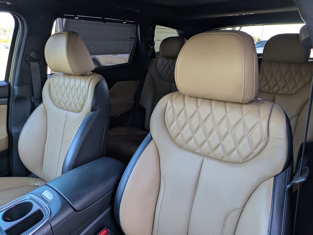 Thumbnail: 2022 Hyundai Santa Fe - 12