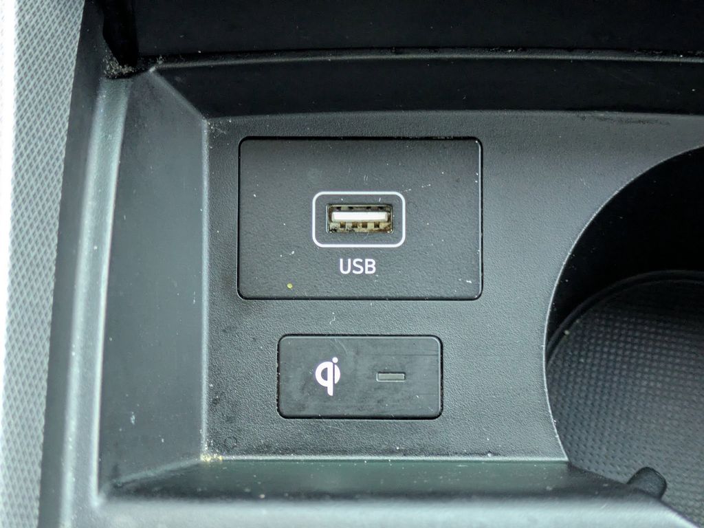 Thumbnail: 2022 Hyundai Santa Fe - 37