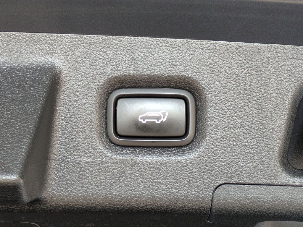 Thumbnail: 2022 Hyundai Santa Fe - 22