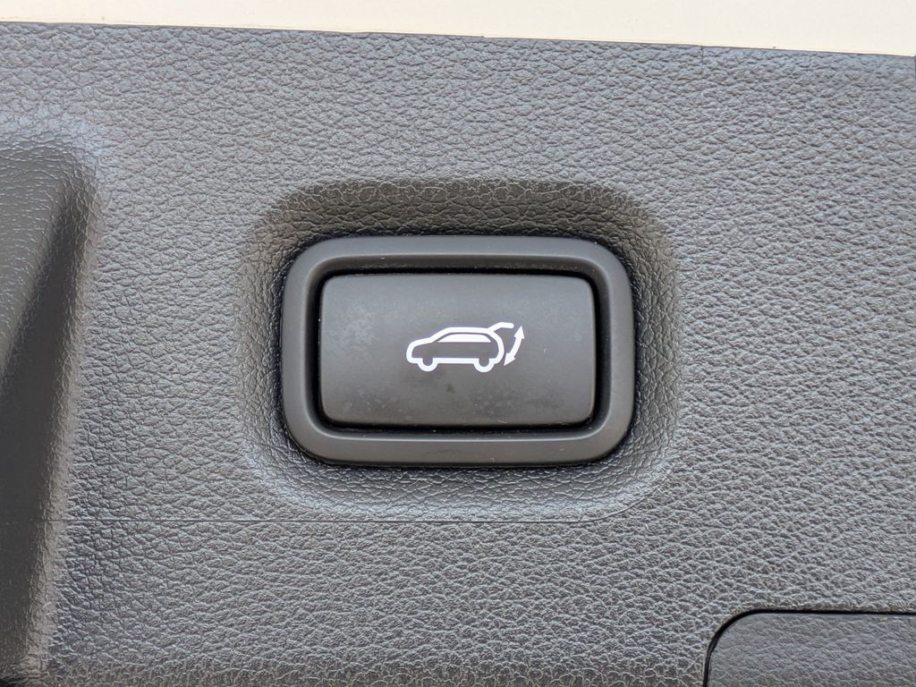 Thumbnail: 2023 Hyundai Santa Fe - 24