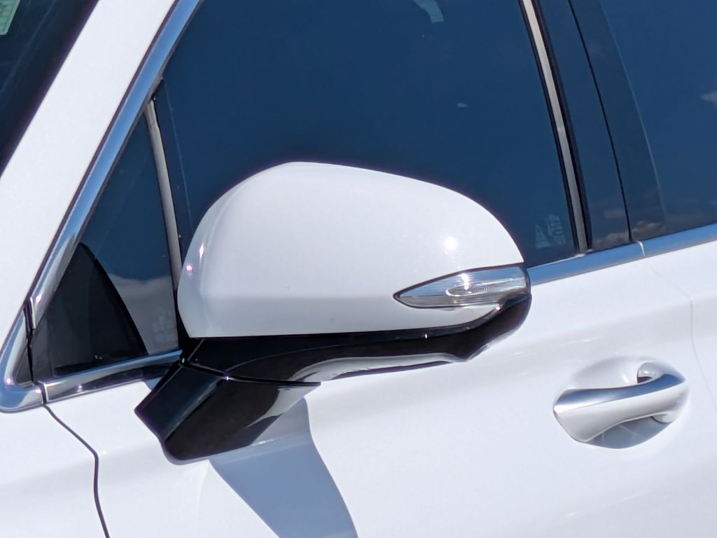 Thumbnail: 2023 Hyundai Santa Fe - 23