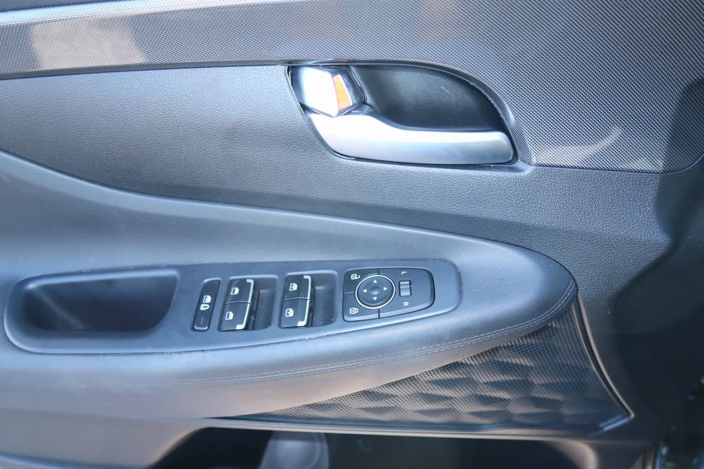Thumbnail: 2022 Hyundai Santa Fe - 13