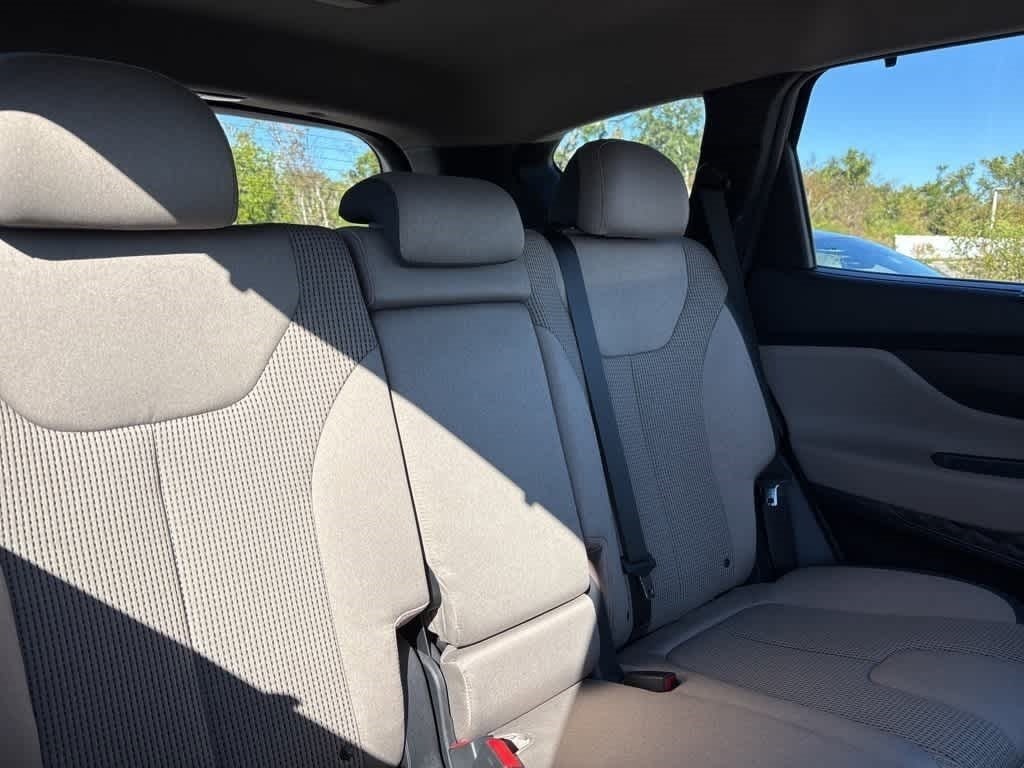 Thumbnail: 2022 Hyundai Santa Fe - 7