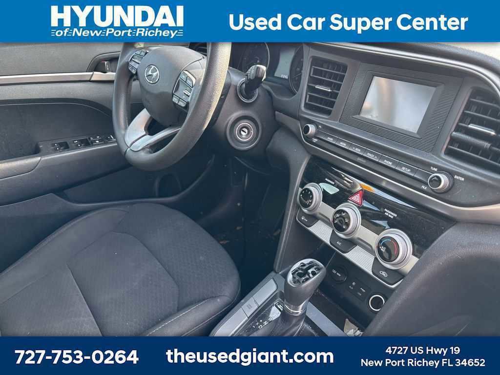 Thumbnail: 2019 Hyundai Elantra - 2