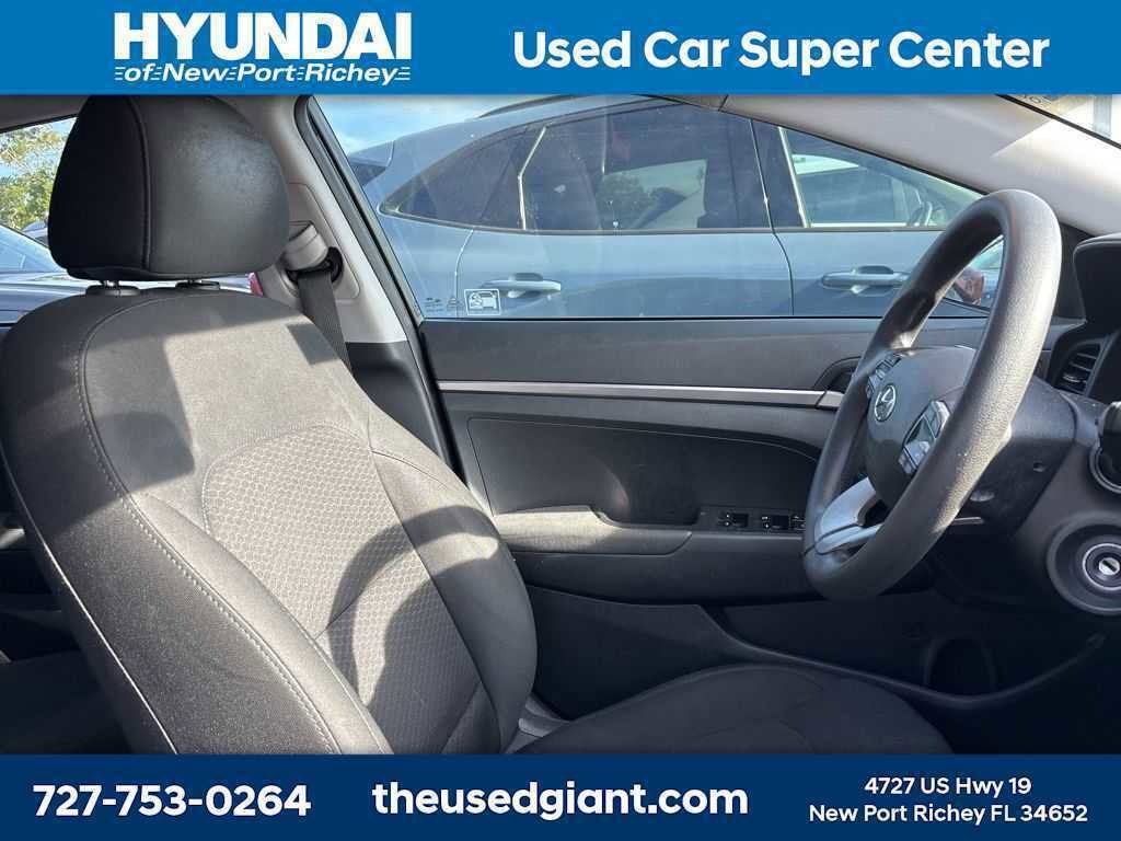 Thumbnail: 2019 Hyundai Elantra - 12
