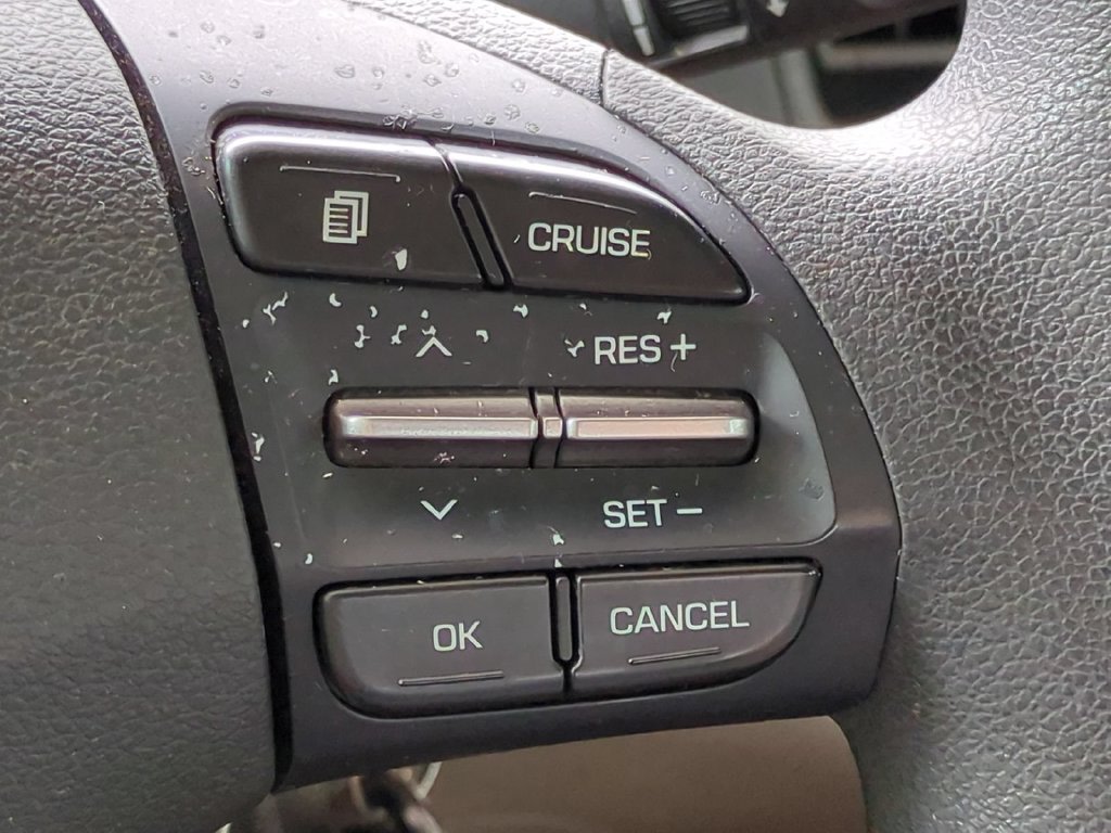 Thumbnail: 2020 Hyundai Elantra - 26