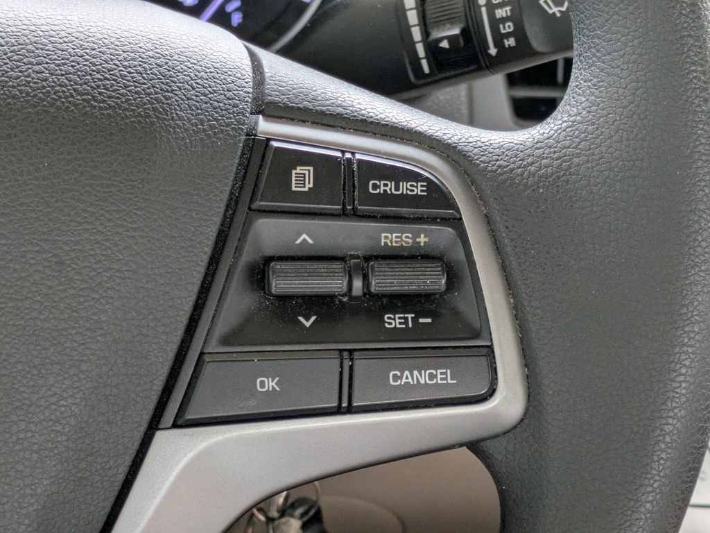 Thumbnail: 2018 Hyundai Elantra - 26