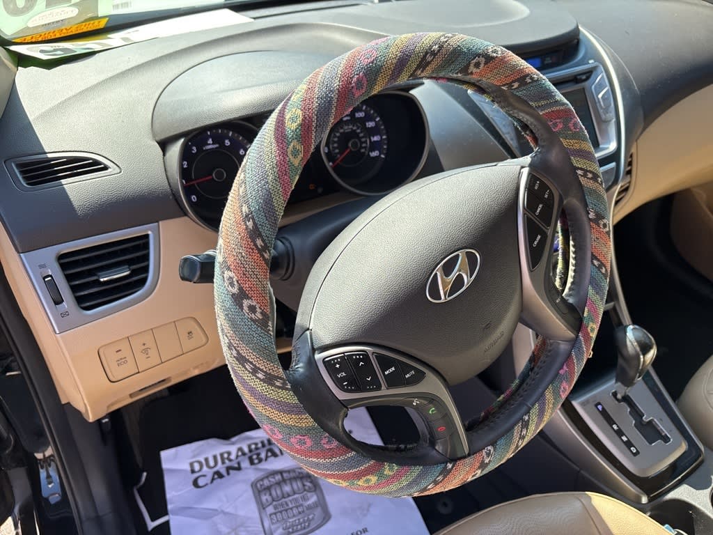 Thumbnail: 2013 Hyundai Elantra - 6