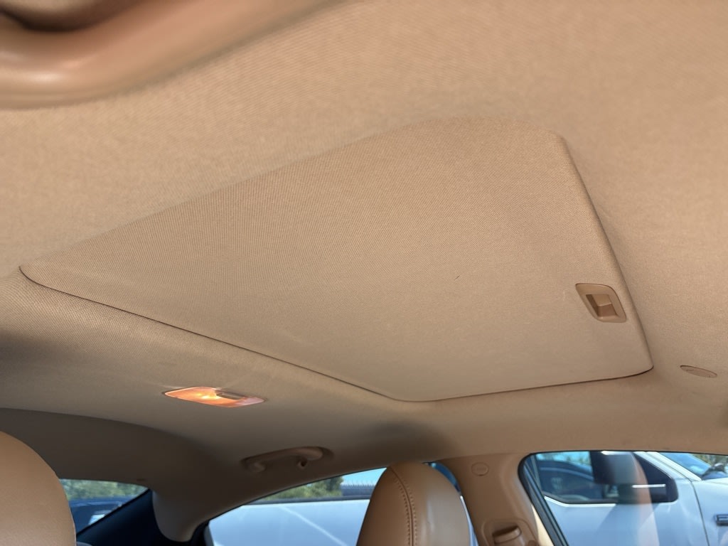 Thumbnail: 2013 Hyundai Elantra - 13