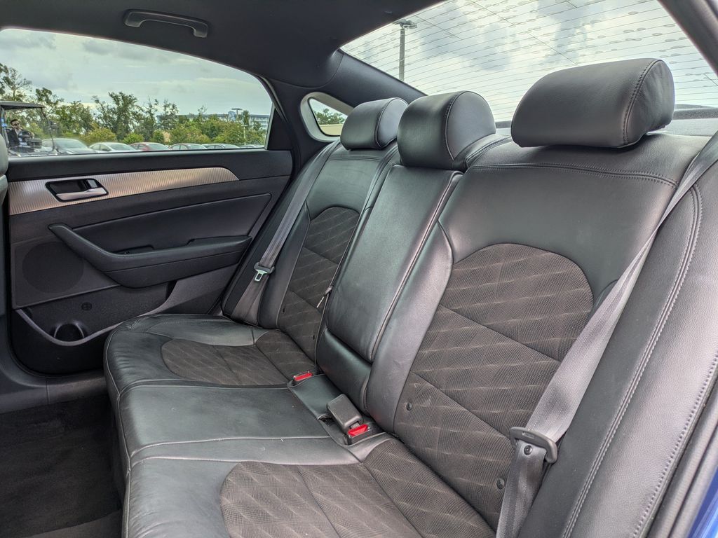 Thumbnail: 2018 Hyundai Sonata - 13