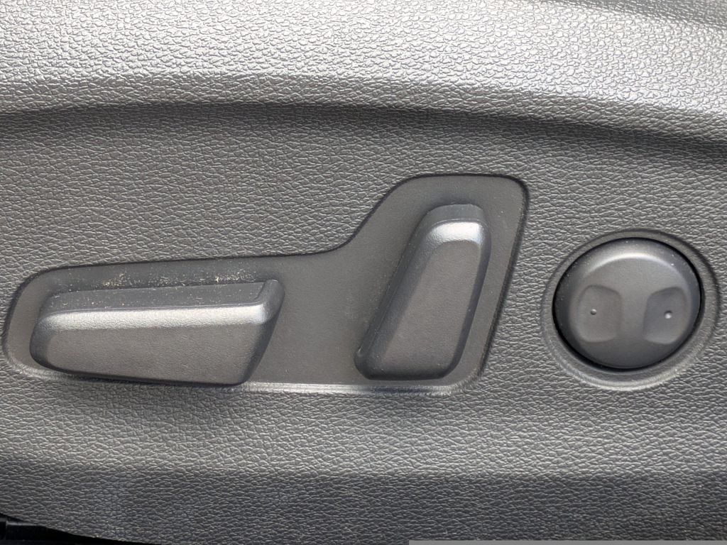 Thumbnail: 2018 Hyundai Sonata - 25