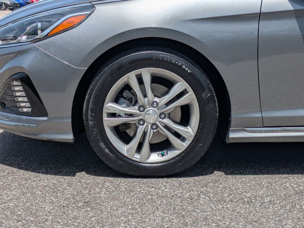 Thumbnail: 2018 Hyundai Sonata - 8