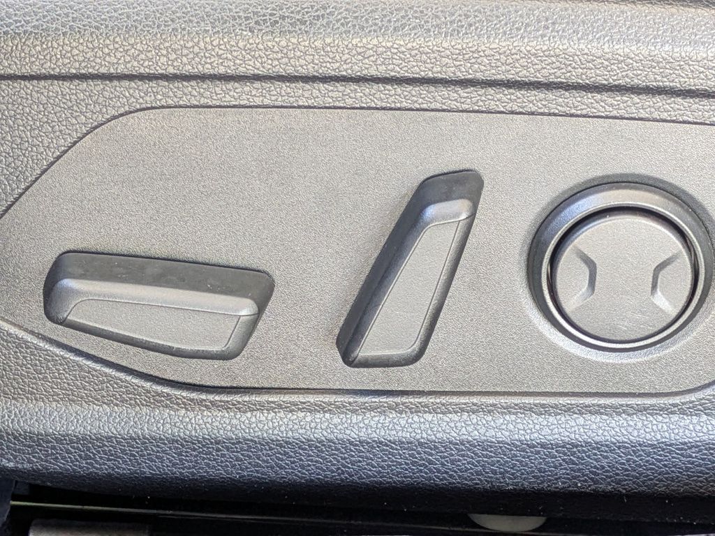 Thumbnail: 2021 Hyundai Sonata - 25