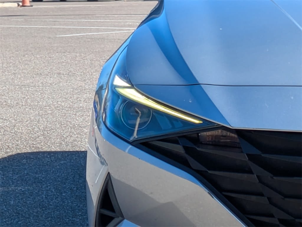 Thumbnail: 2021 Hyundai Elantra - 7