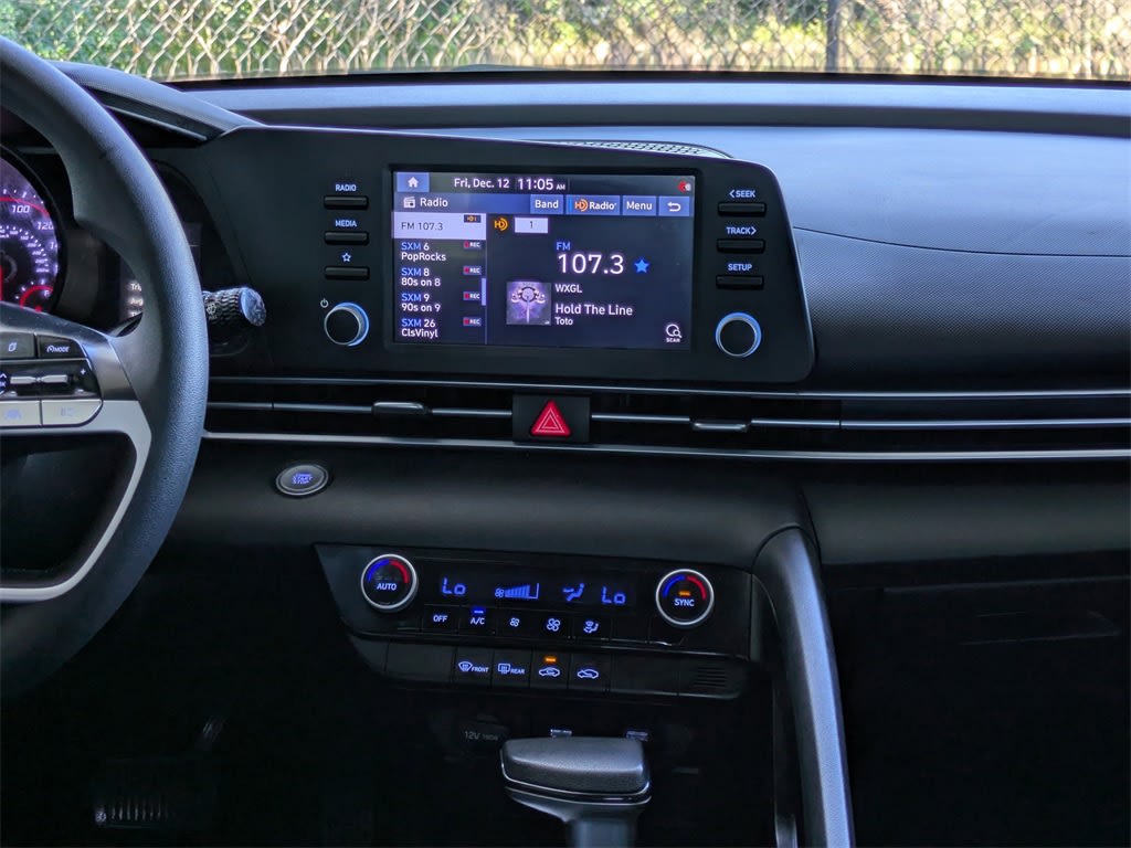 Thumbnail: 2021 Hyundai Elantra - 14