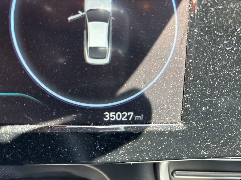 Thumbnail: 2021 Hyundai Elantra - 4