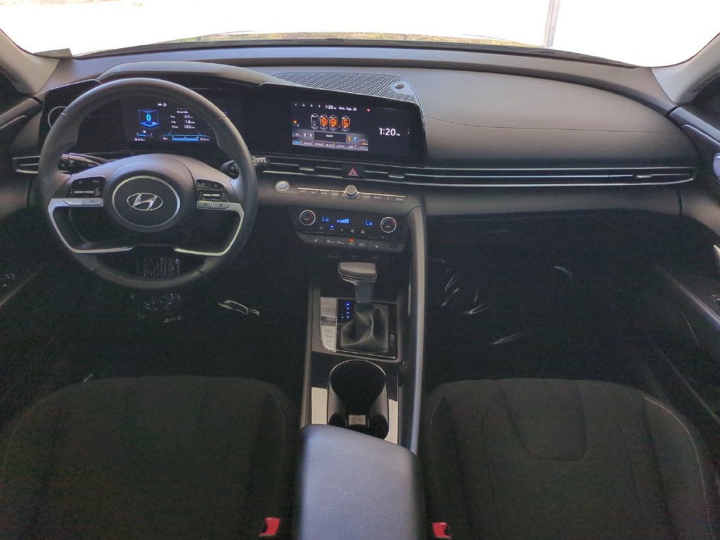 Thumbnail: 2023 Hyundai Elantra - 2