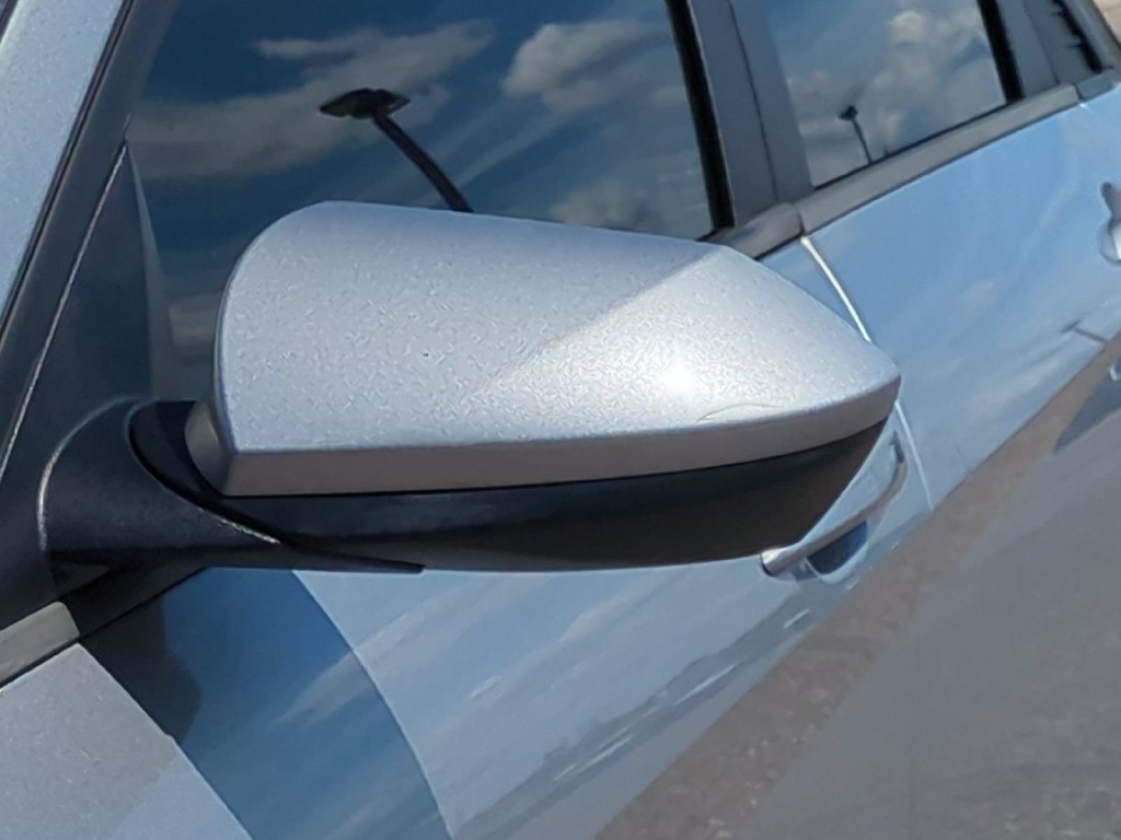 Thumbnail: 2023 Hyundai Elantra - 19