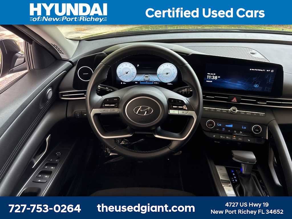 Thumbnail: 2023 Hyundai Elantra - 9