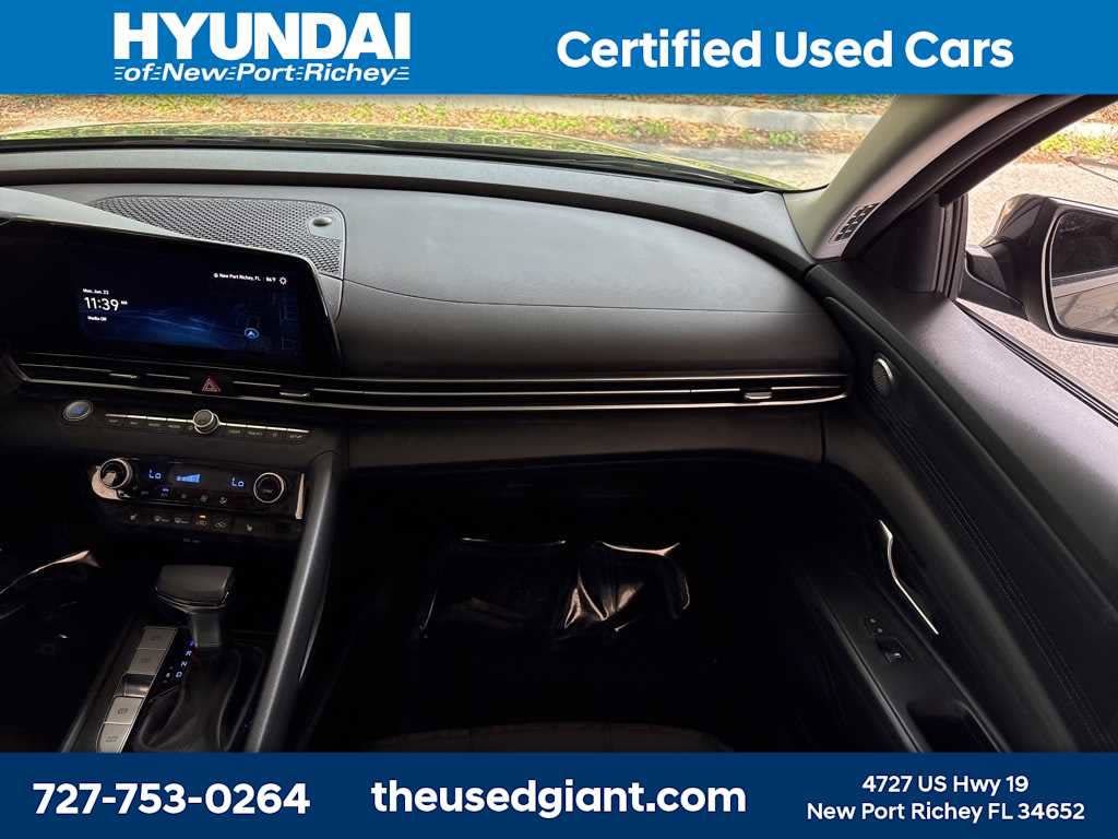 Thumbnail: 2023 Hyundai Elantra - 20