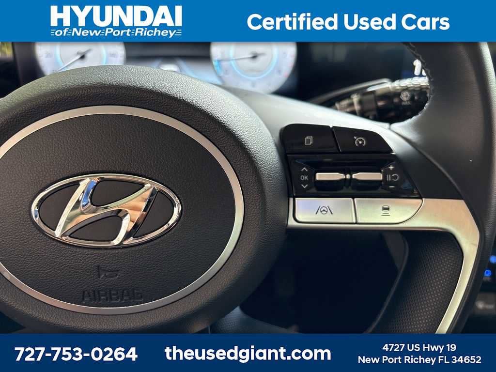 Thumbnail: 2023 Hyundai Elantra - 25