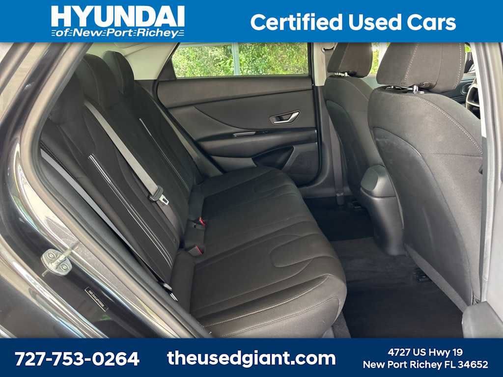 Thumbnail: 2023 Hyundai Elantra - 11