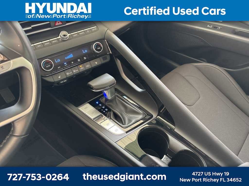 Thumbnail: 2023 Hyundai Elantra - 31