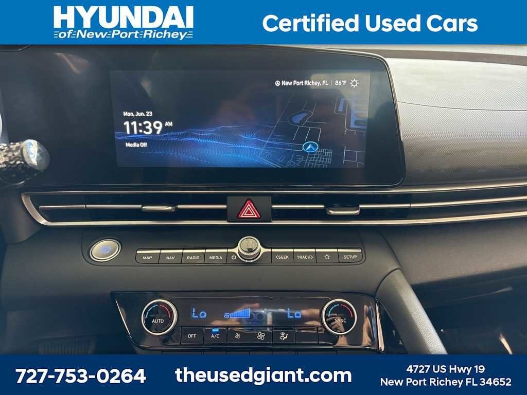 Thumbnail: 2023 Hyundai Elantra - 14