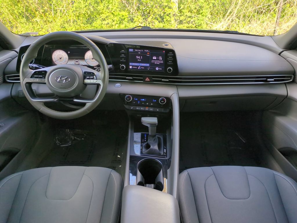 Thumbnail: 2021 Hyundai Elantra - 2