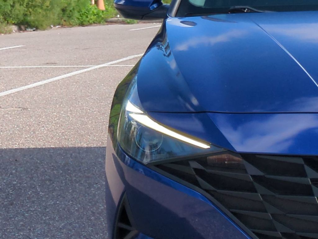 Thumbnail: 2021 Hyundai Elantra - 7