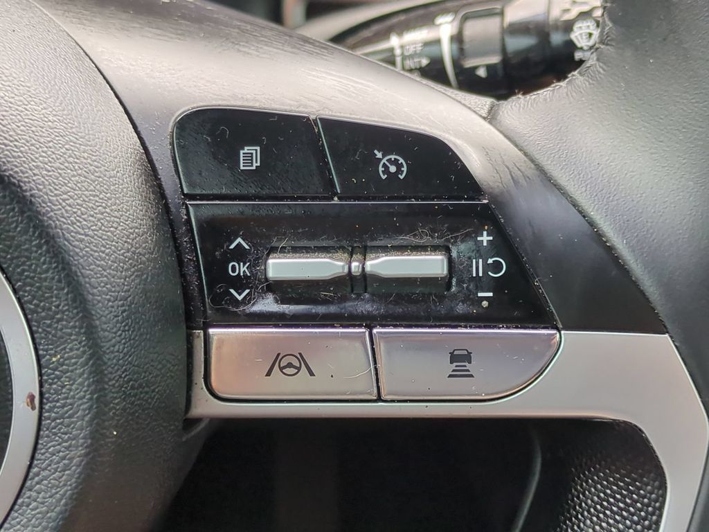 Thumbnail: 2023 Hyundai Elantra - 29