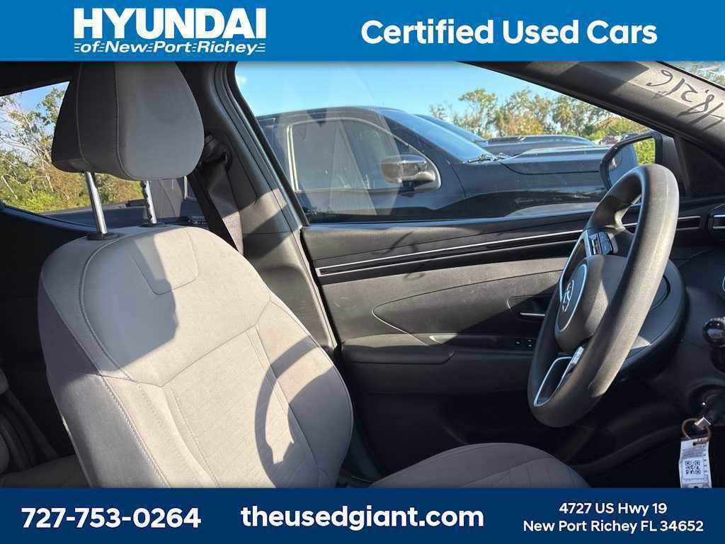 Thumbnail: 2023 Hyundai Santa Cruz - 11