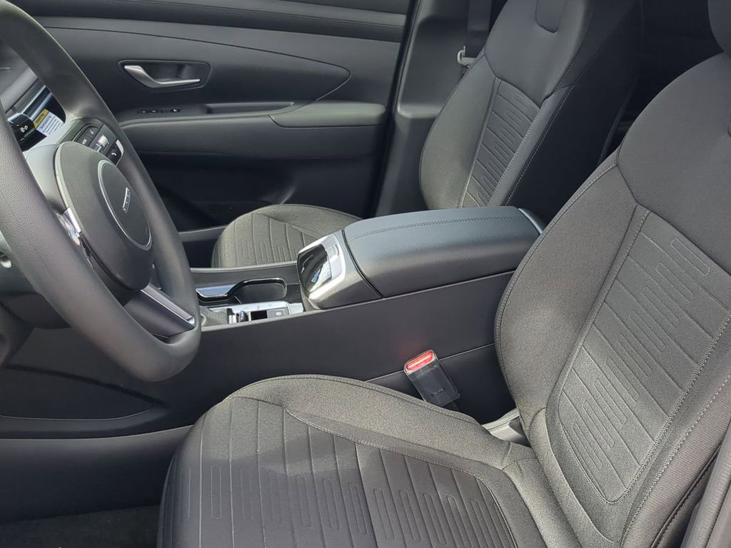 Thumbnail: 2026 Hyundai Santa Cruz - 10