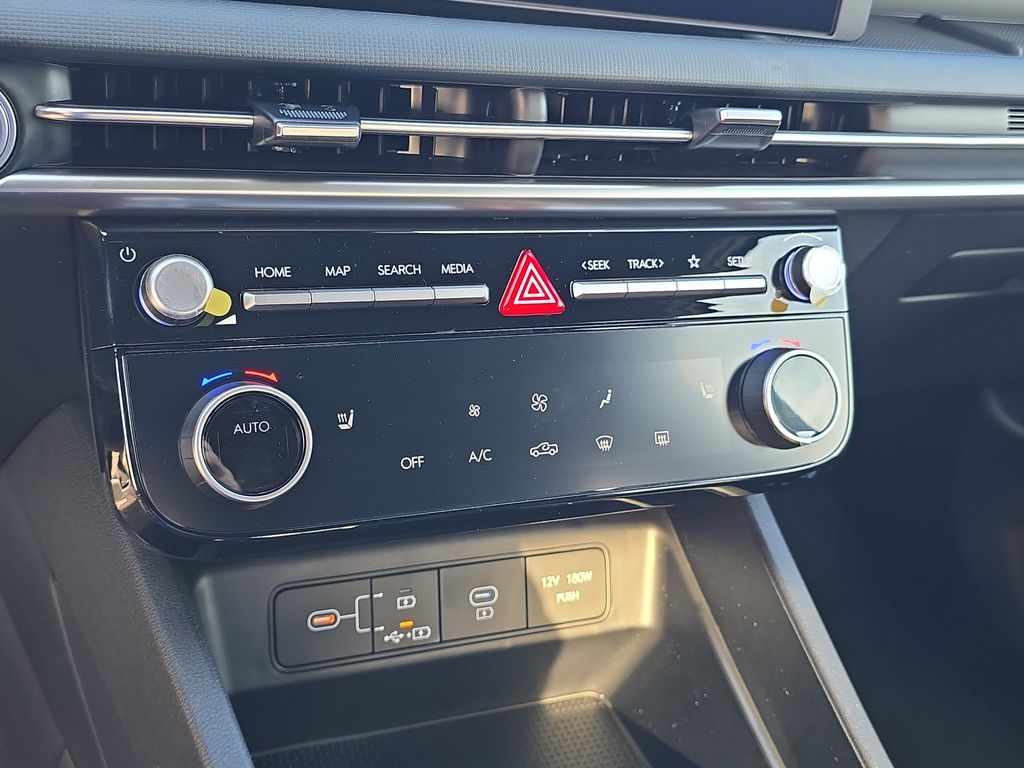 Thumbnail: 2026 Hyundai Santa Cruz - 30