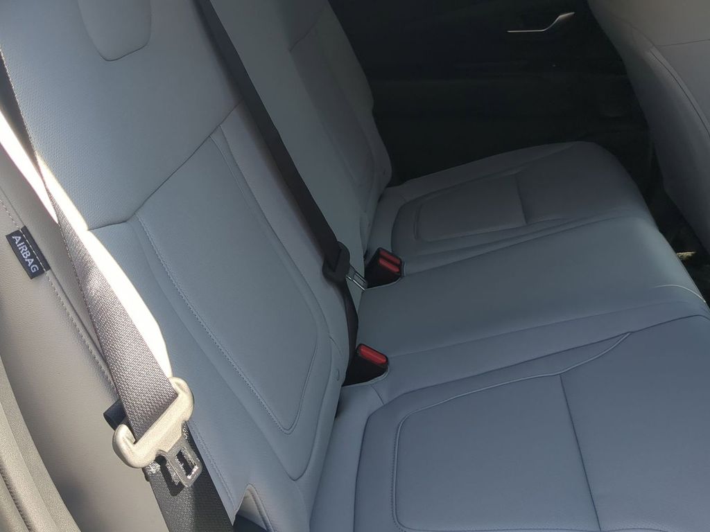 Thumbnail: 2026 Hyundai Santa Cruz - 10